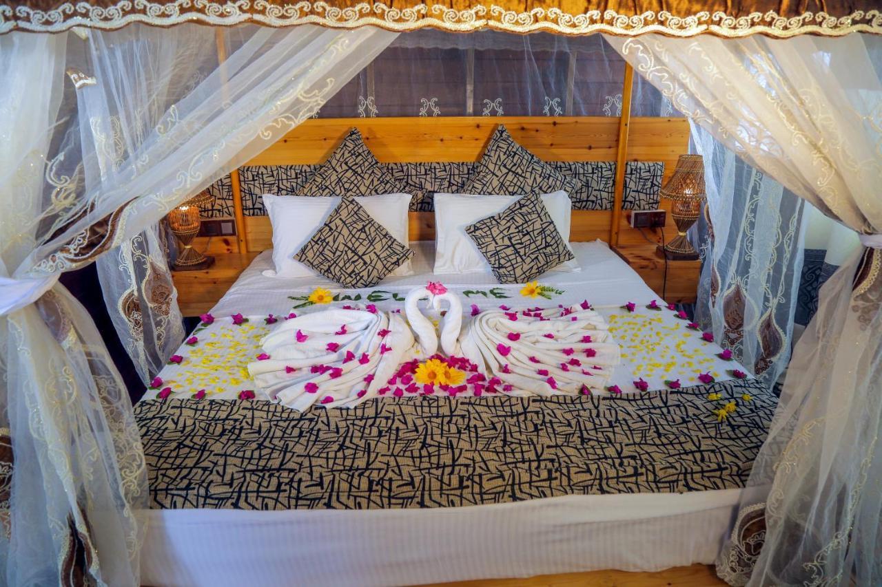 Leopard Nest - Glamping In Yala Hotel ภายนอก รูปภาพ