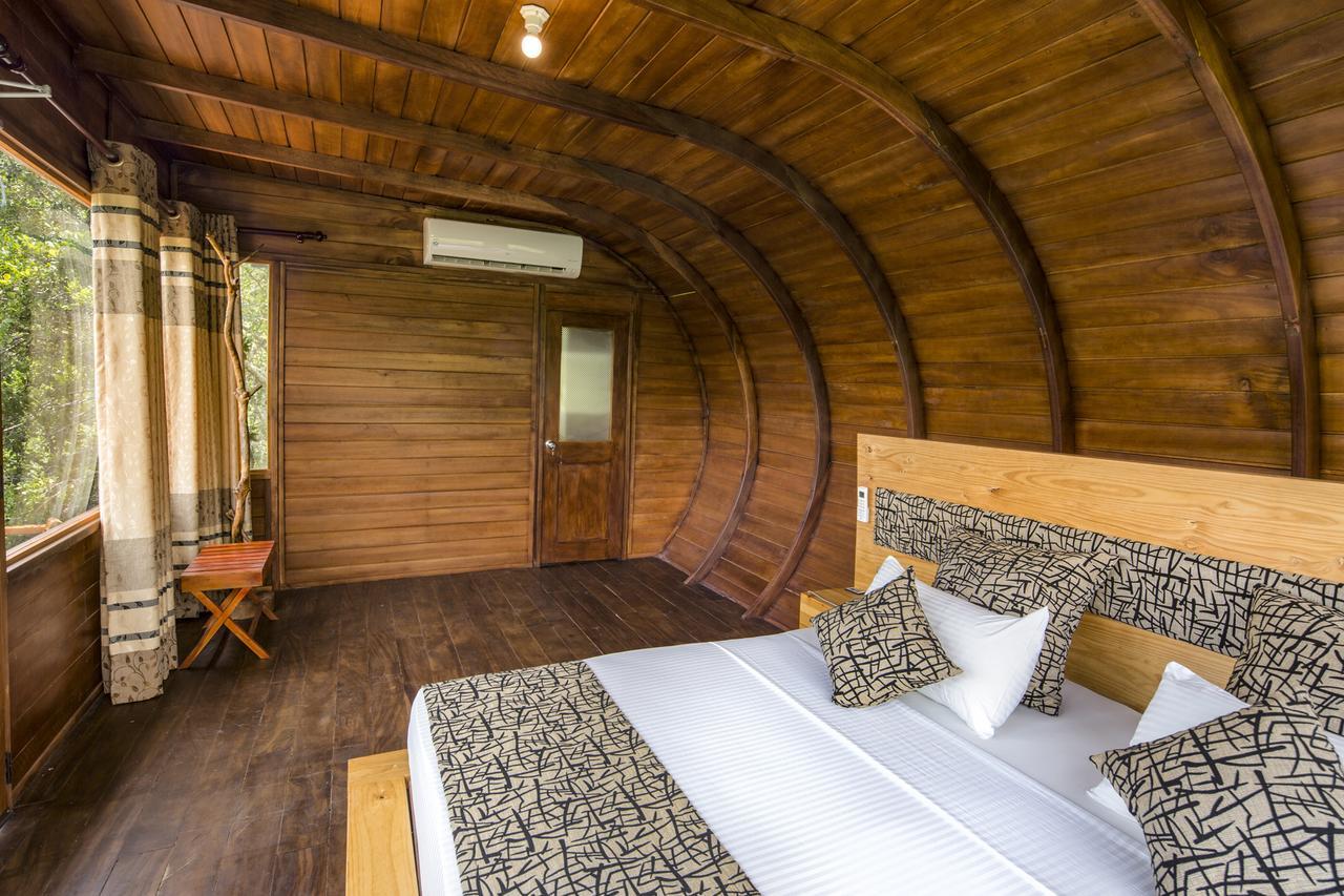 Leopard Nest - Glamping In Yala Hotel ภายนอก รูปภาพ